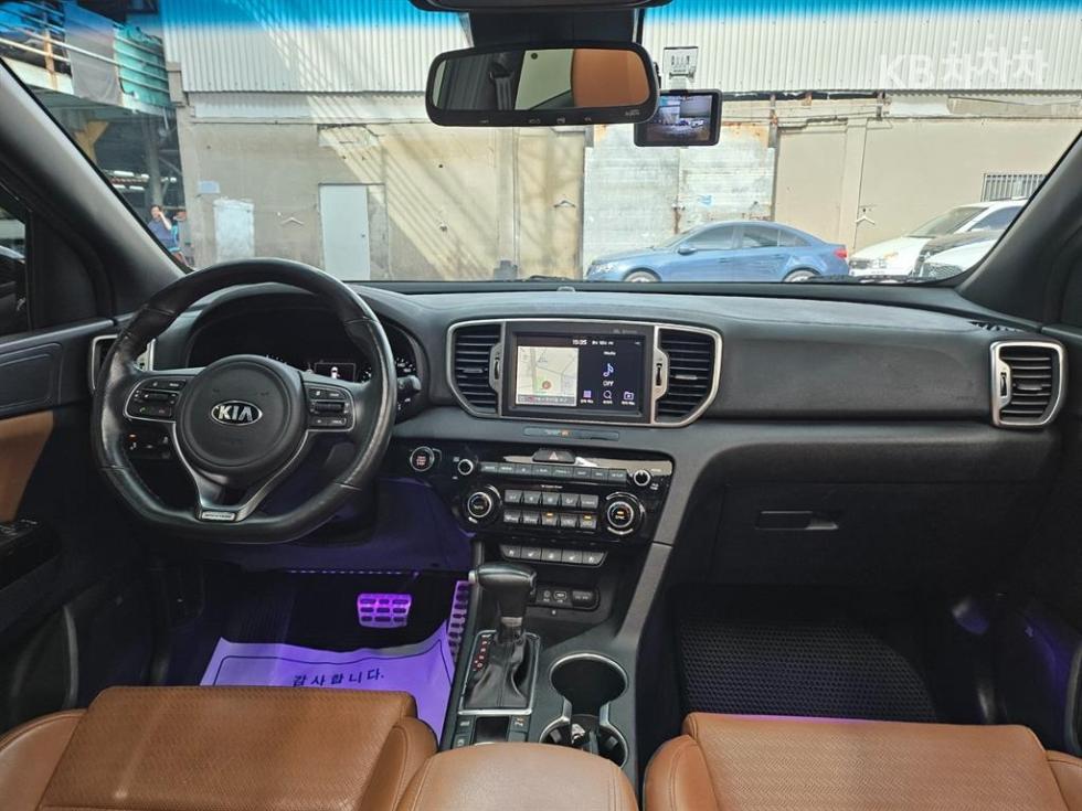 Kia Sportage — miniaturë 8
