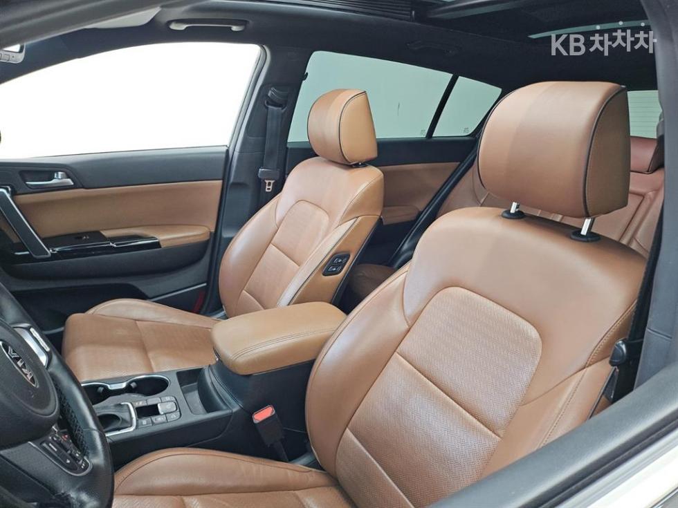 Kia Sportage — miniaturë 10