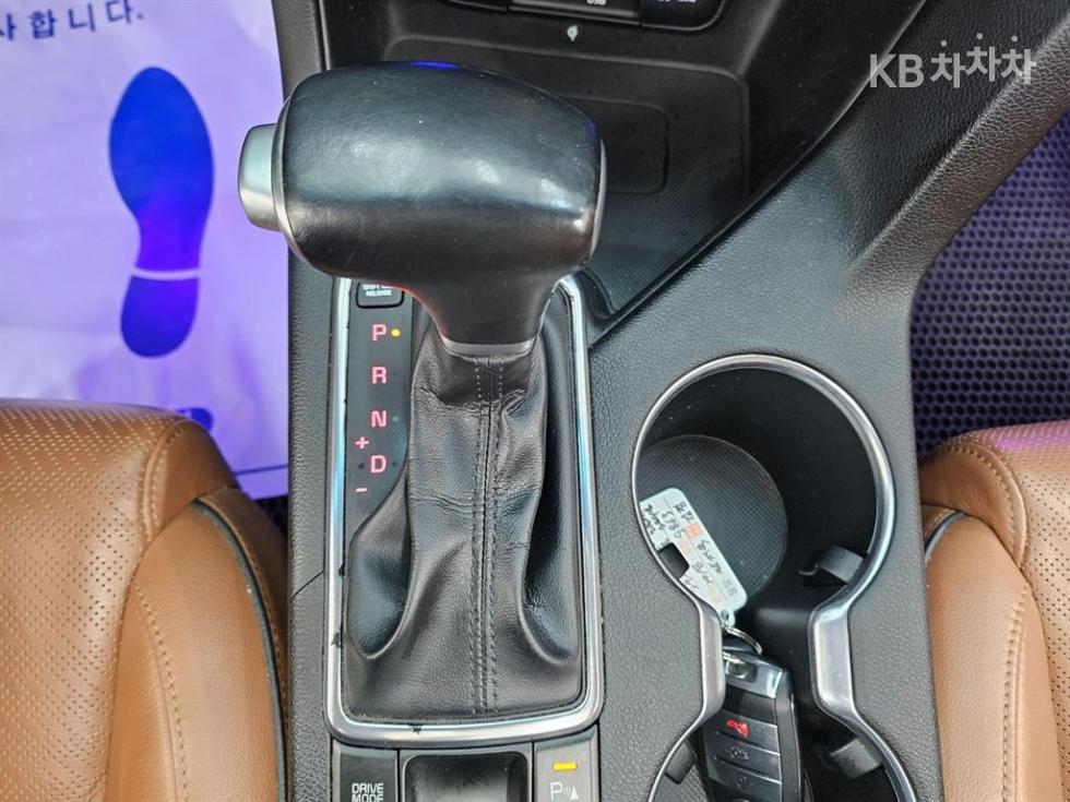 Kia Sportage — miniaturë 13