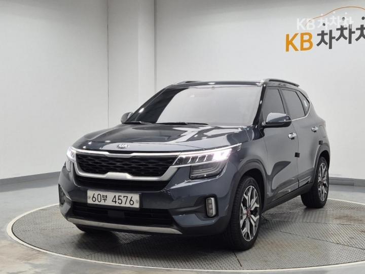 Kia Seltos 1.6 디젤 4WD 노블레스 — foto 1