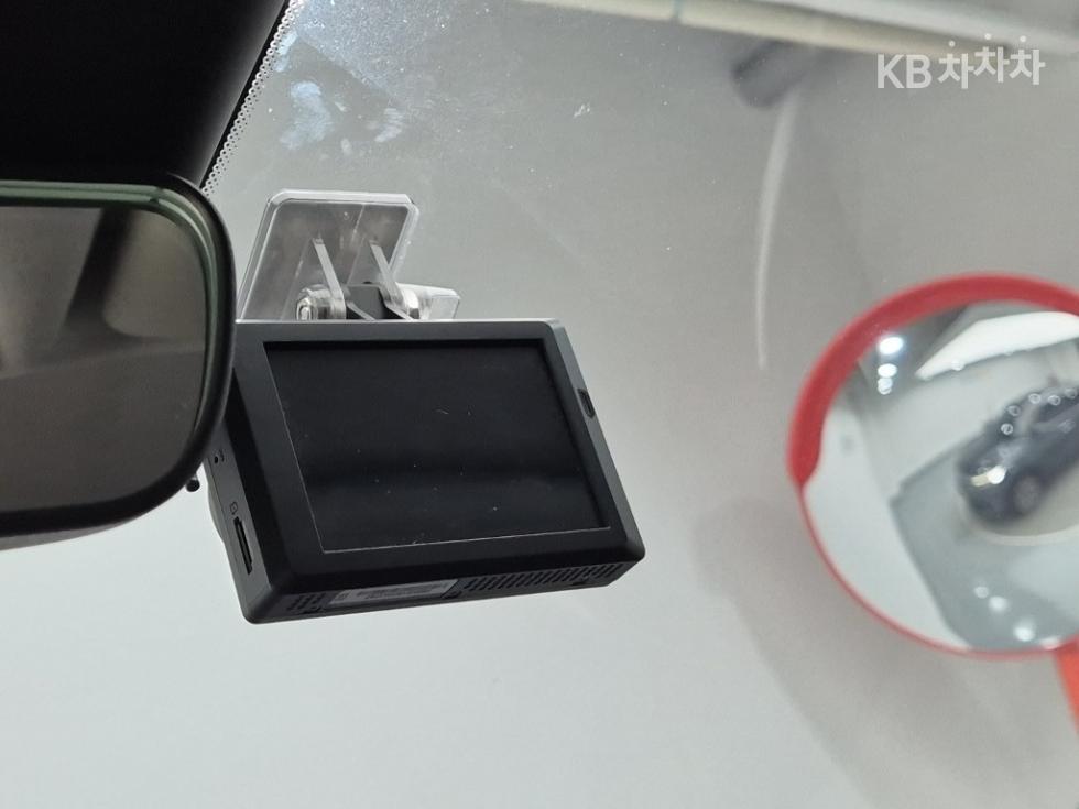 Kia Seltos — miniaturë 17
