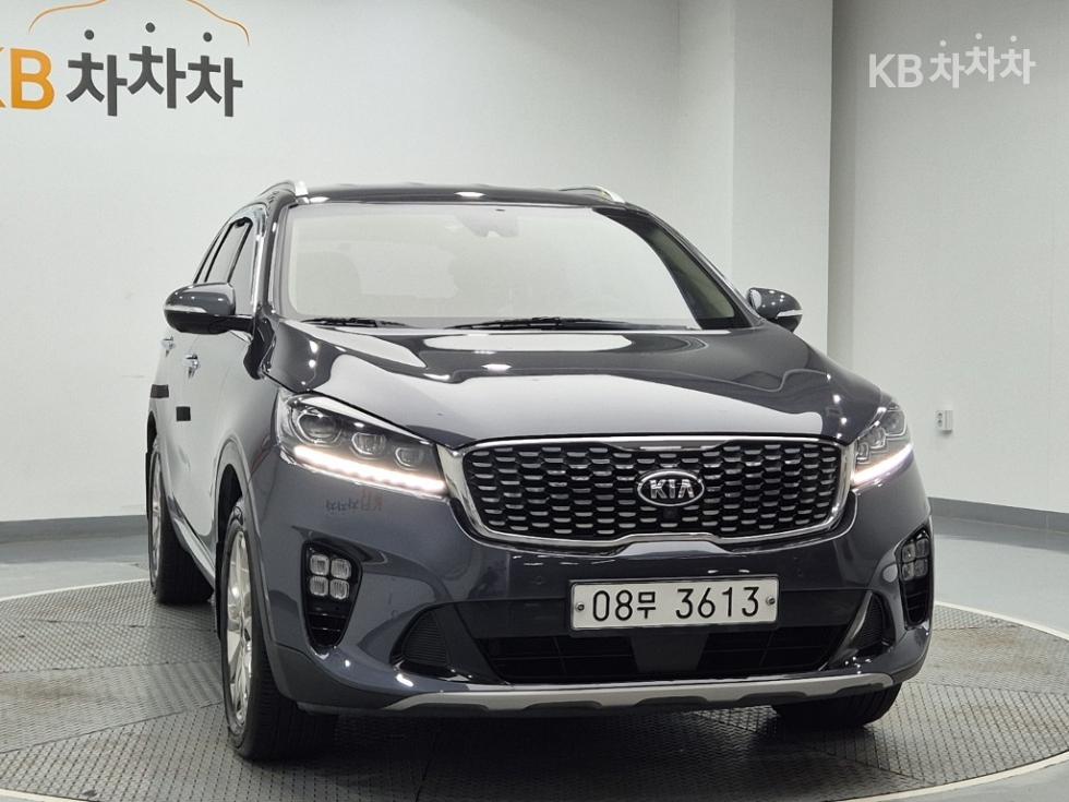 Kia Sorento — miniaturë 4