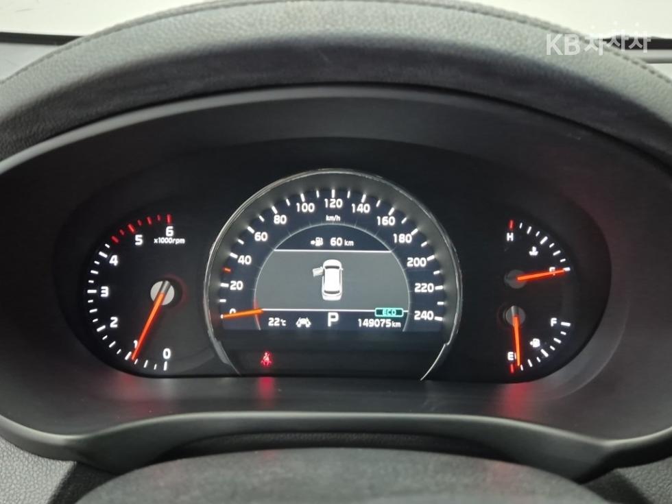 Kia Sorento — miniaturë 6
