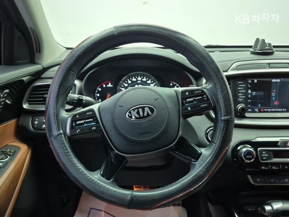 Kia Sorento — miniaturë 9