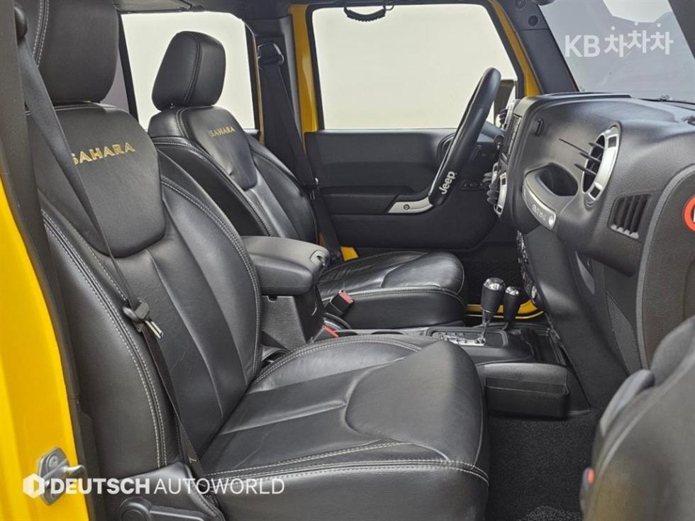 Jeep Wrangler — miniaturë 10