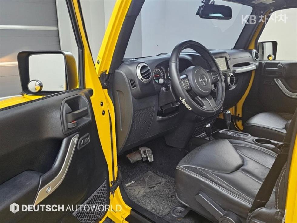 Jeep Wrangler — miniaturë 11