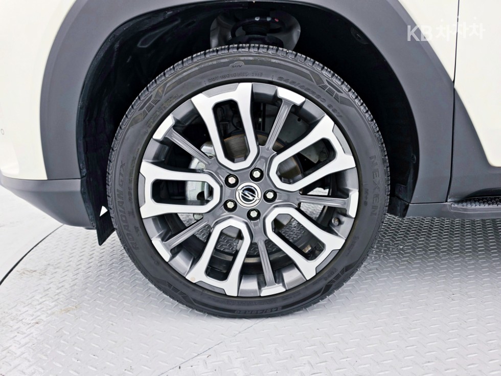 SsangYong Torres — miniaturë 23