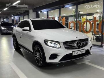 Mercedes-Benz GLC 220 d 4Matic COUPE Premium — foto 1