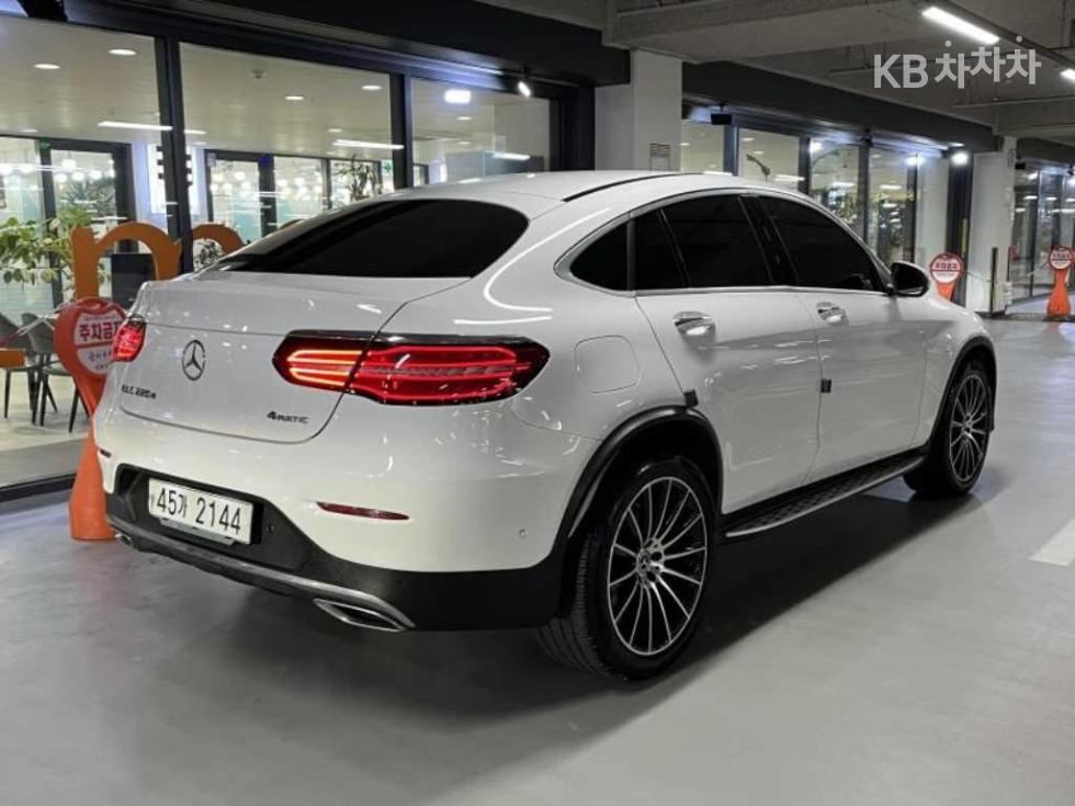 Mercedes-Benz GLC — miniaturë 4