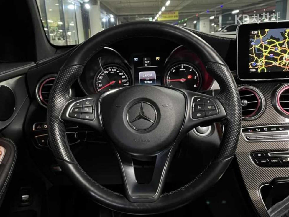 Mercedes-Benz GLC — miniaturë 8