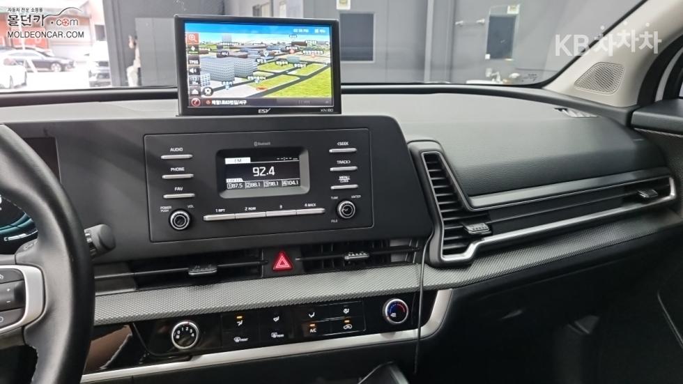 Kia Sportage — miniaturë 12