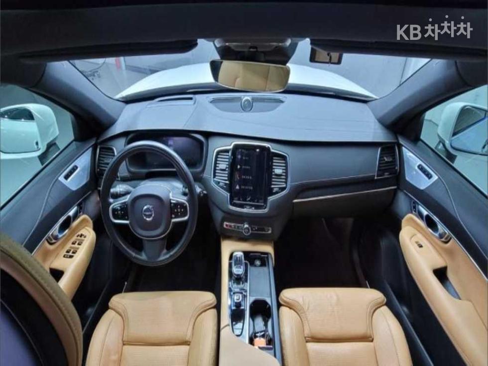 Volvo XC90 — miniaturë 5