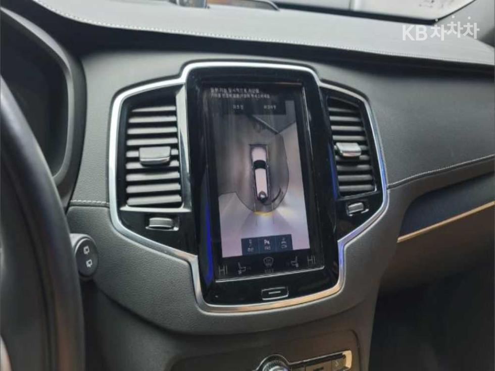 Volvo XC90 — miniaturë 15