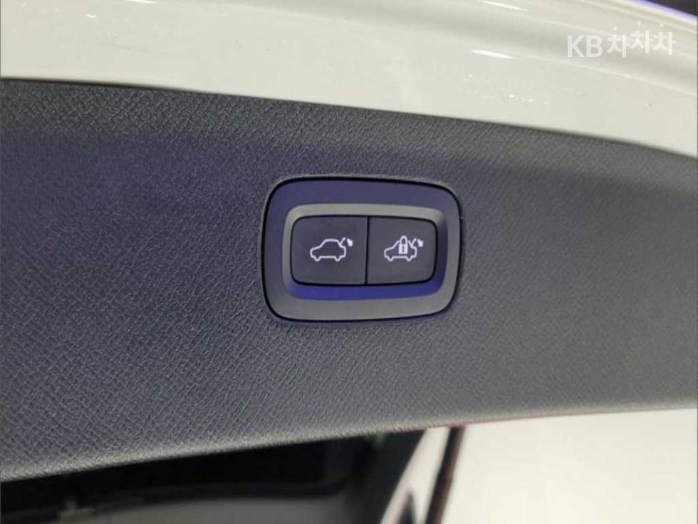 Volvo XC90 — miniaturë 18
