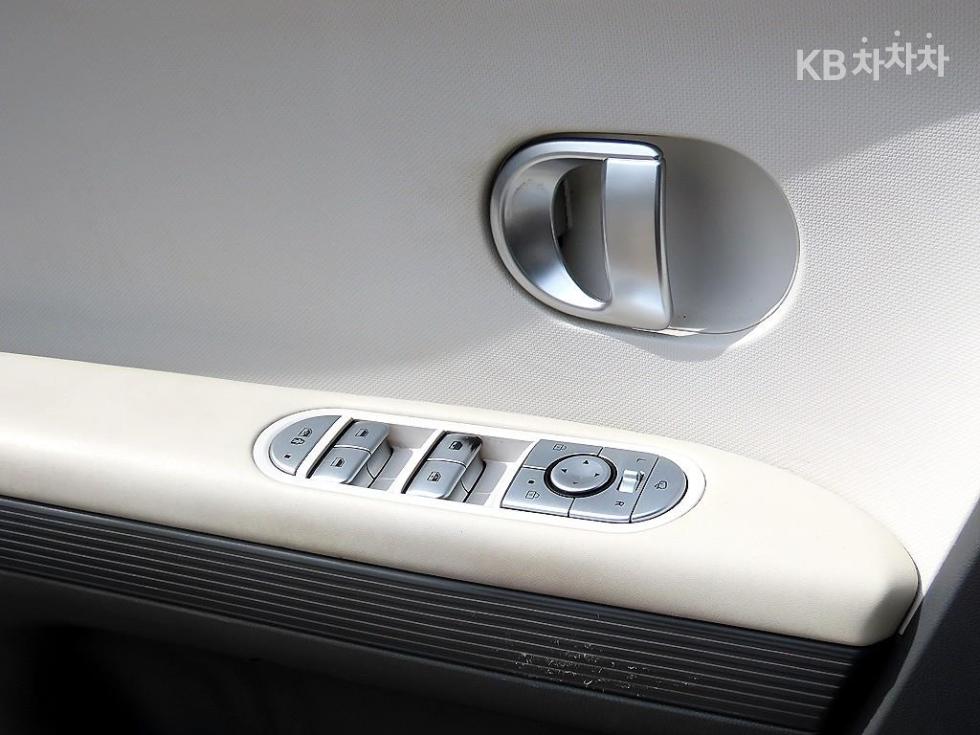 Hyundai IONIQ 5 — miniaturë 11