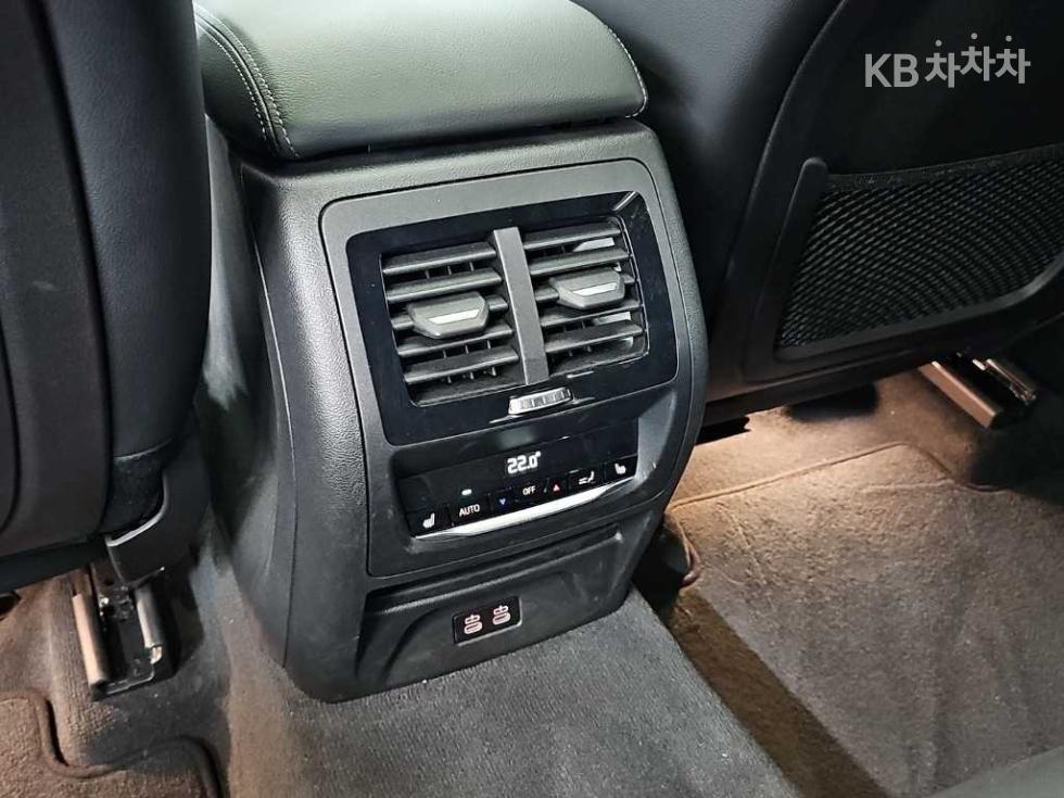 BMW X4 — miniaturë 13