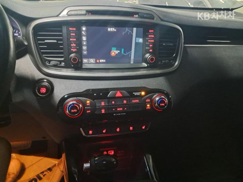 Kia Sorento — miniaturë 9