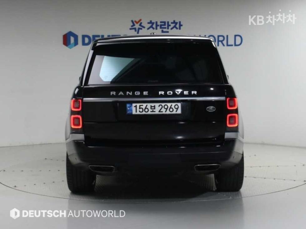 Land Rover Range Rover — miniaturë 4