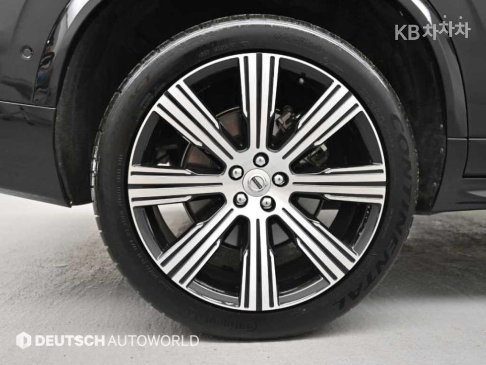 Volvo XC90 — miniaturë 5