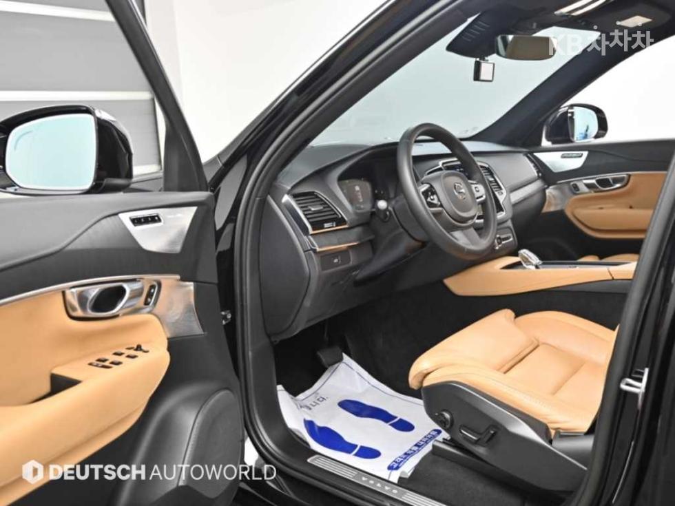 Volvo XC90 — miniaturë 11