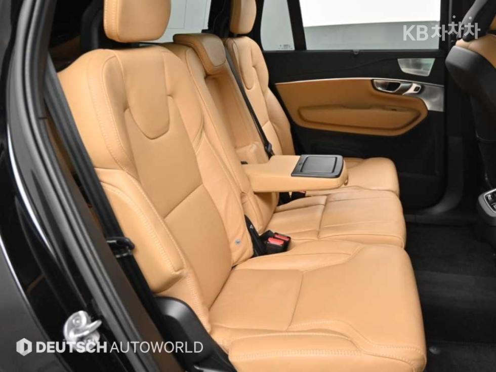 Volvo XC90 — miniaturë 12