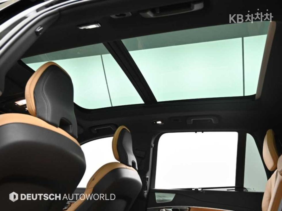 Volvo XC90 — miniaturë 18