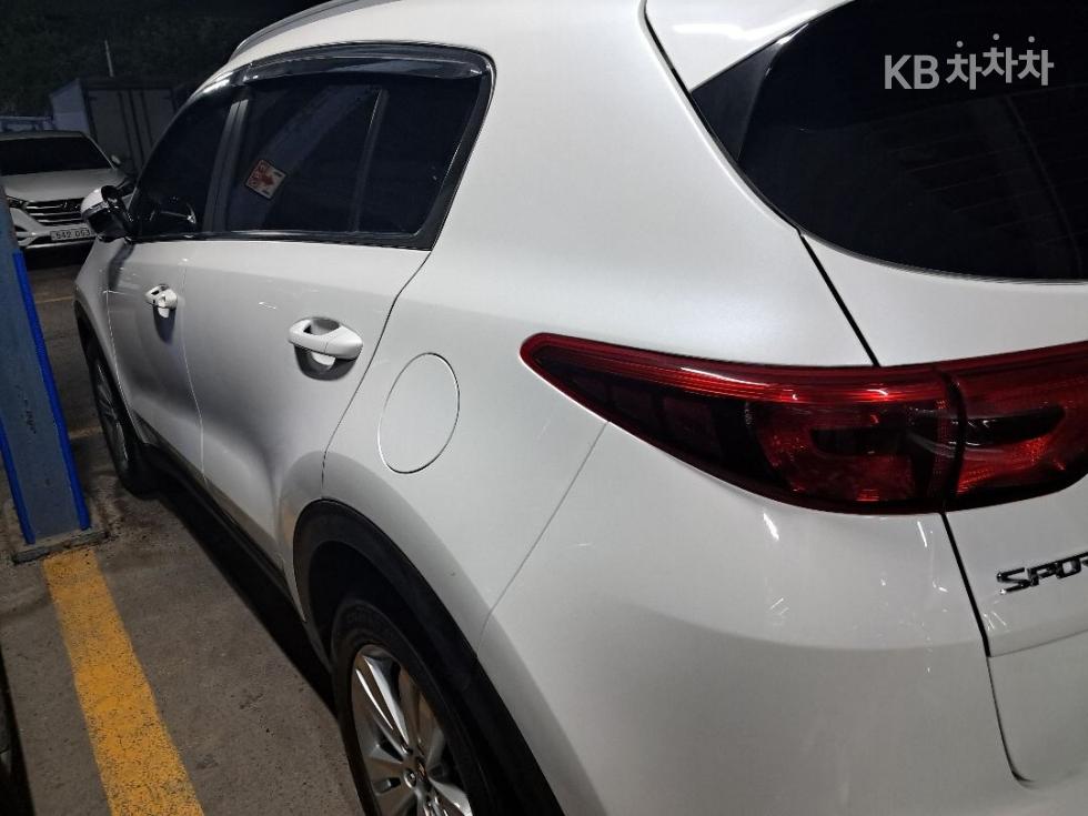 Kia Sportage — miniaturë 4