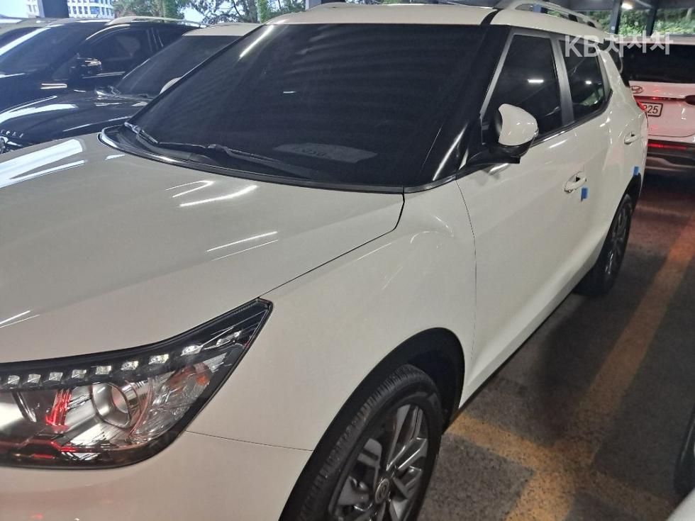 SsangYong Tivoli — miniaturë 6