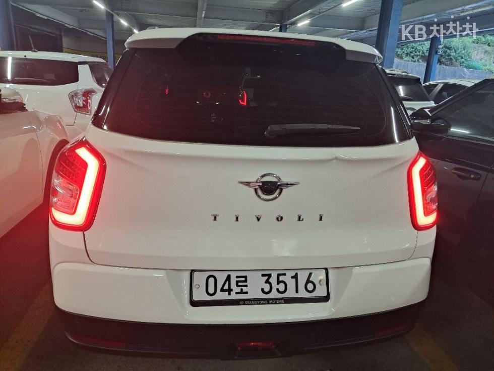 SsangYong Tivoli — miniaturë 3