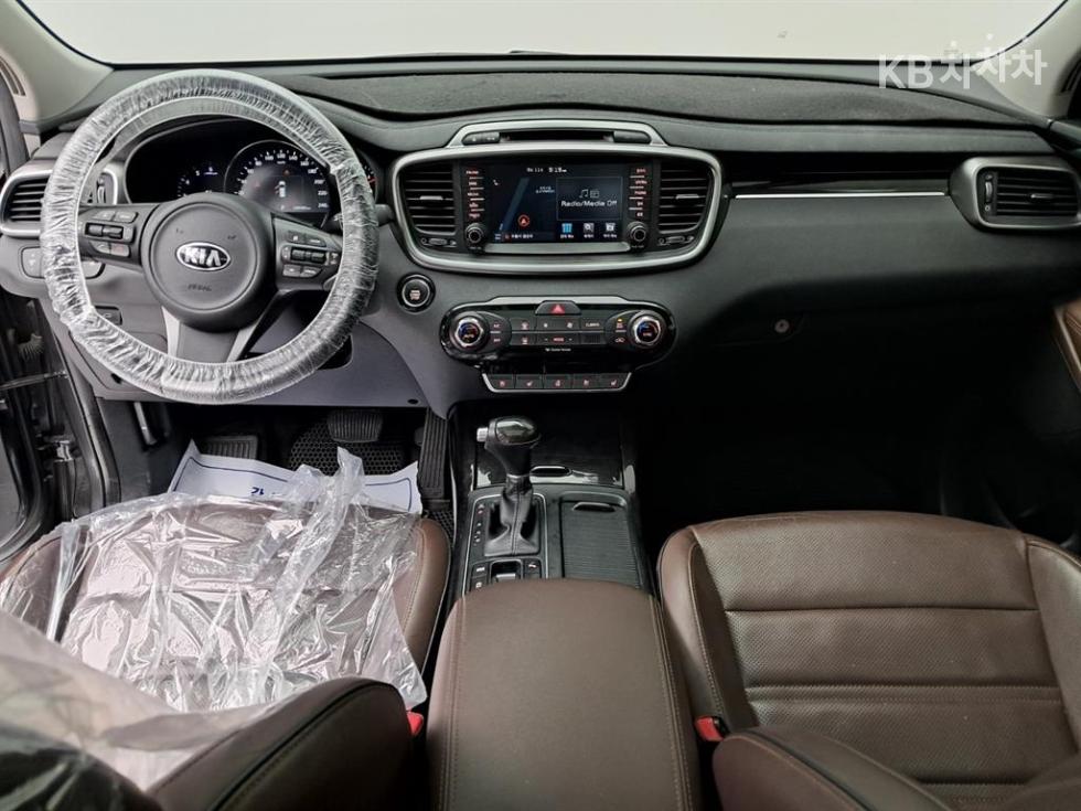 Kia Sorento — miniaturë 6