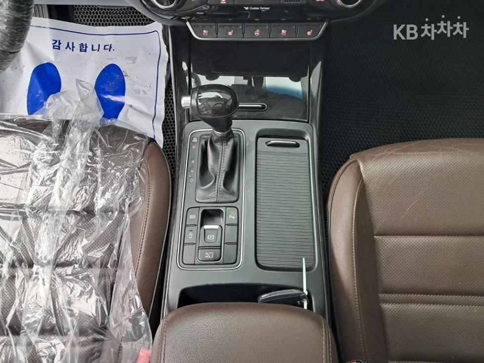 Kia Sorento — miniaturë 14