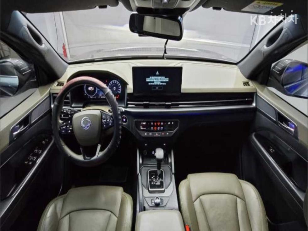 SsangYong Rexton — miniaturë 5