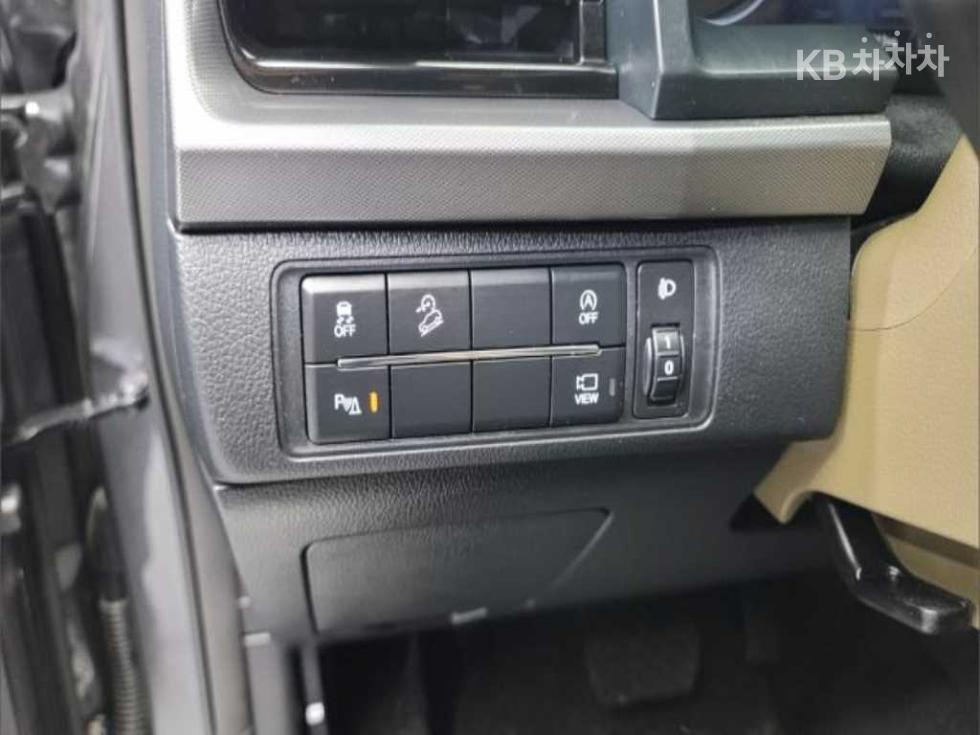 SsangYong Rexton — miniaturë 8