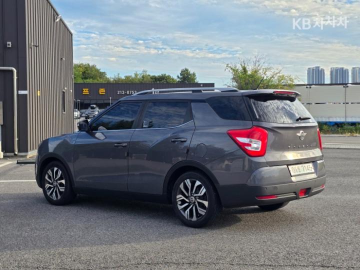 SsangYong Tivoli — miniaturë 2
