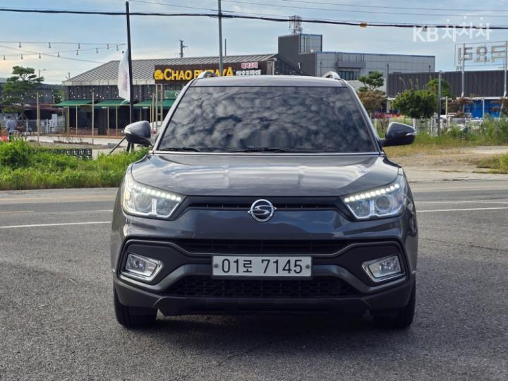 SsangYong Tivoli — miniaturë 3