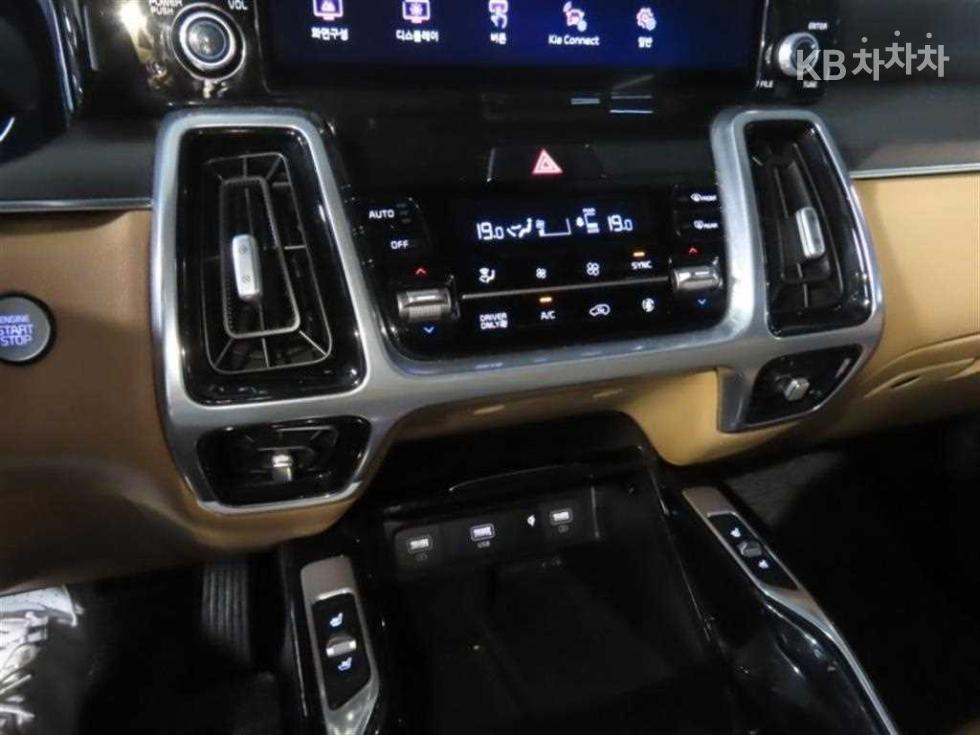 Kia Sorento — miniaturë 7
