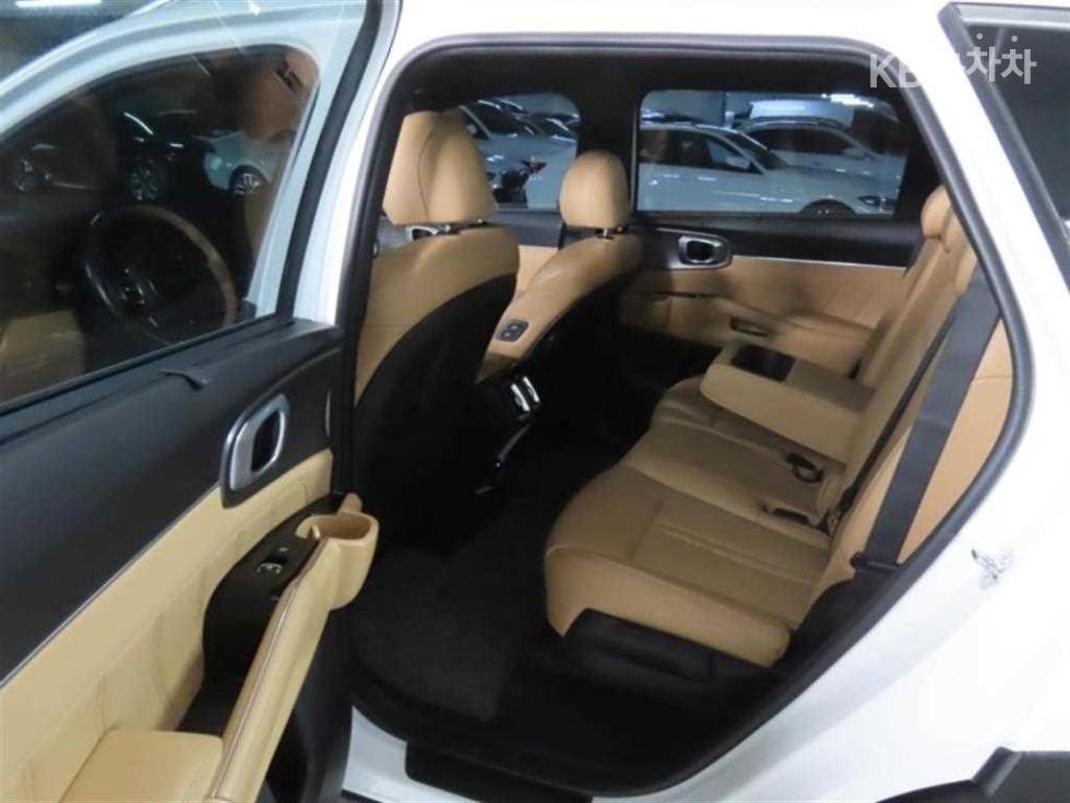 Kia Sorento — miniaturë 14