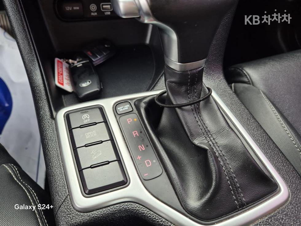 Kia Sportage — miniaturë 9