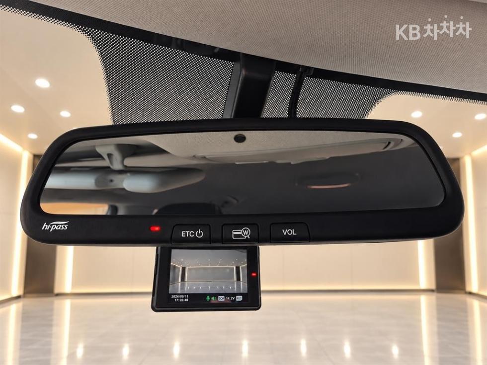 Kia Sportage — miniaturë 11