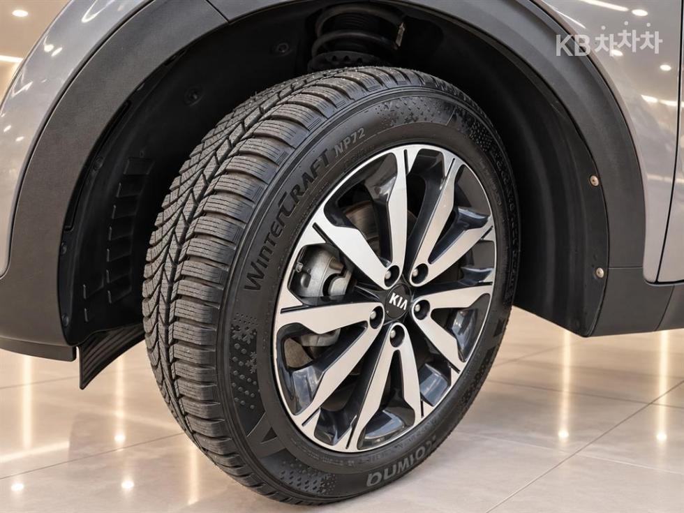 Kia Sportage — miniaturë 17