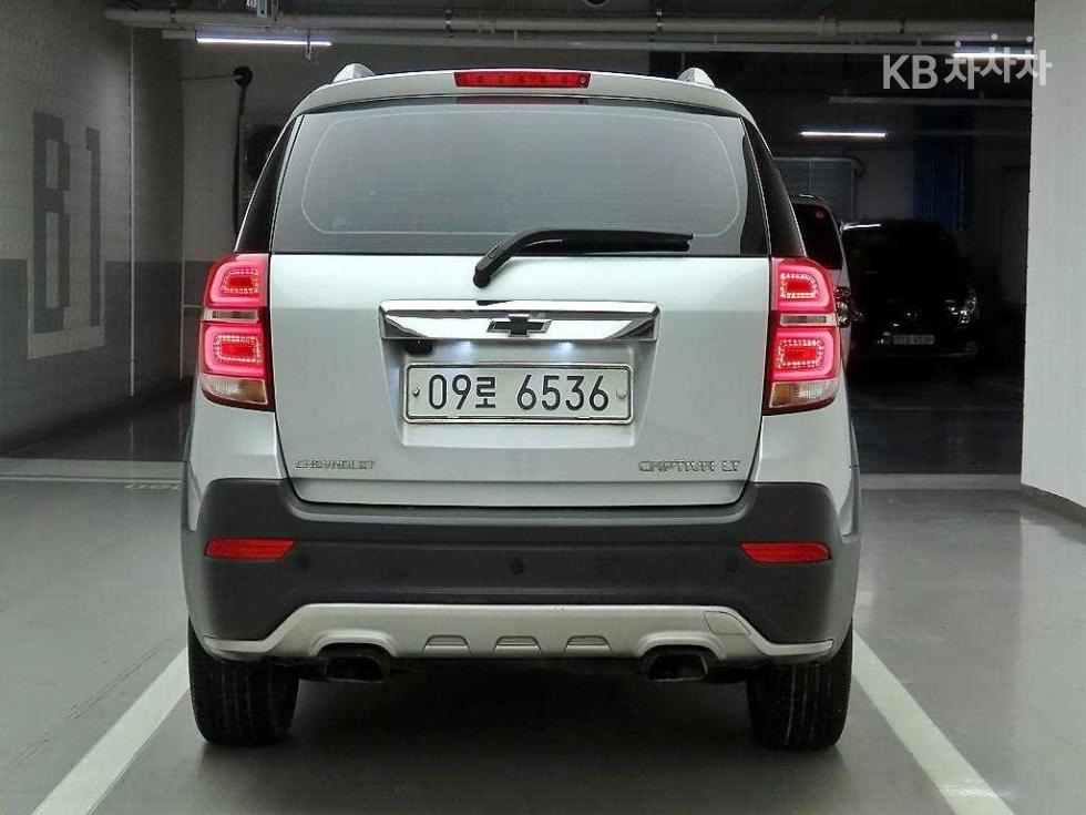 Chevrolet Captiva — miniaturë 3