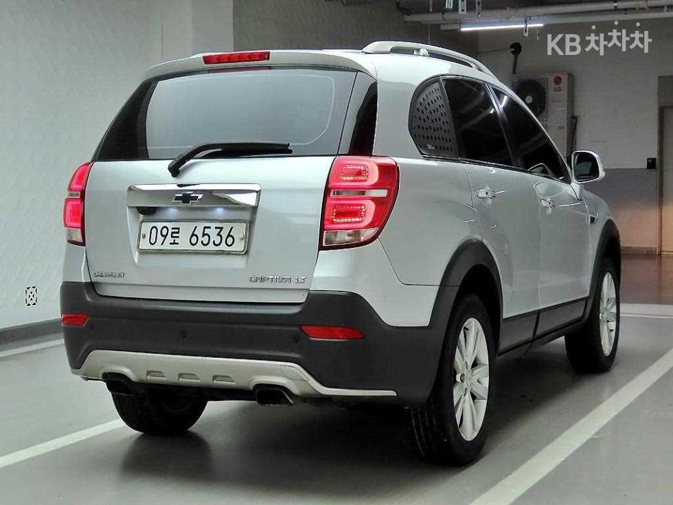 Chevrolet Captiva — miniaturë 4