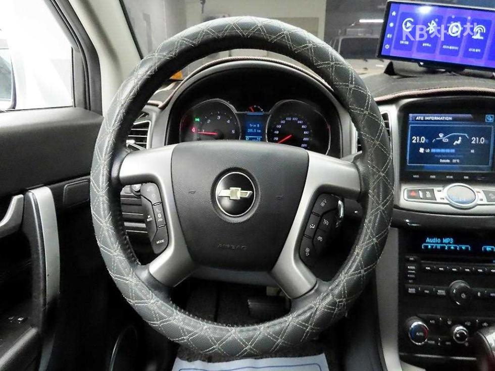 Chevrolet Captiva — miniaturë 7