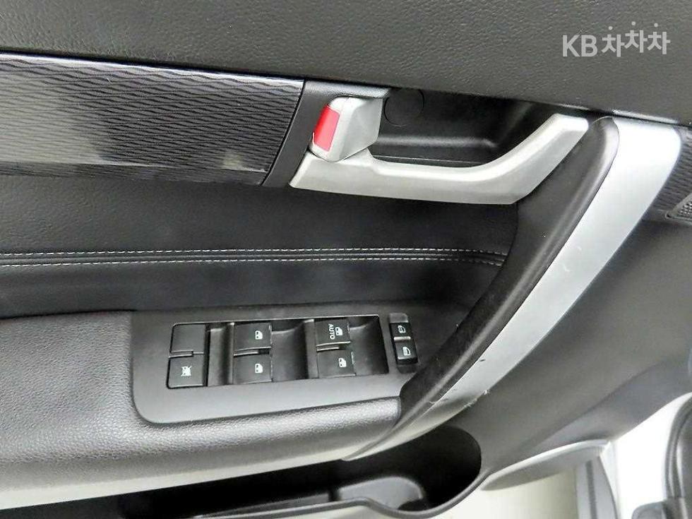 Chevrolet Captiva — miniaturë 11