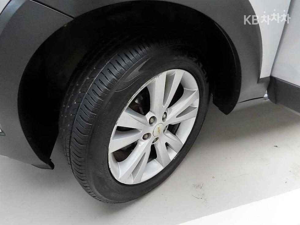 Chevrolet Captiva — miniaturë 19