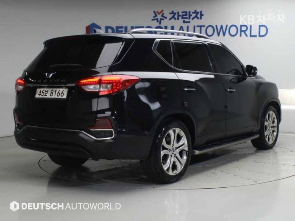 SsangYong Rexton — miniaturë 2