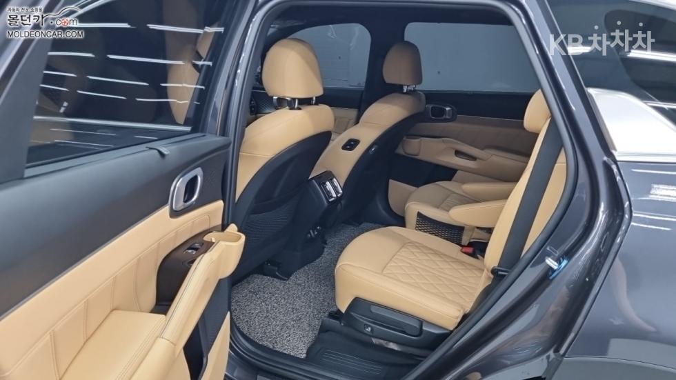 Kia Sorento — miniaturë 10