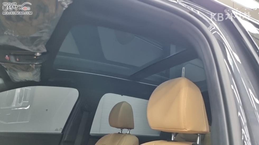 Kia Sorento — miniaturë 15