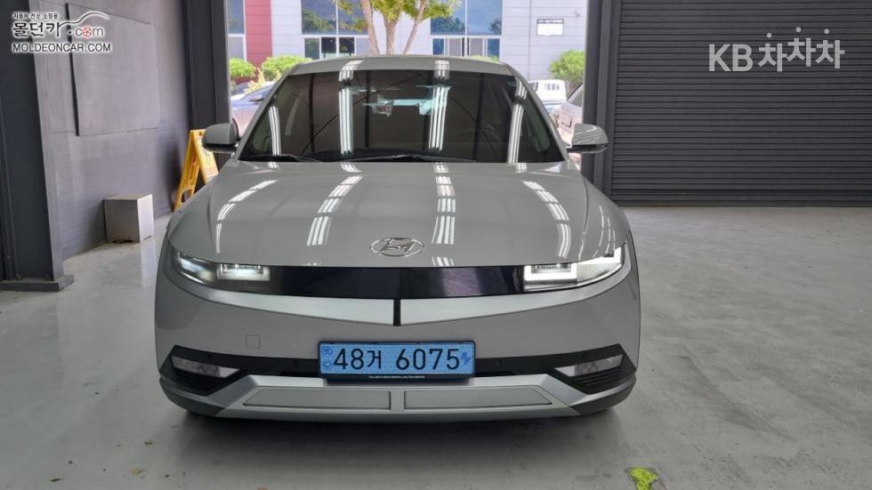 Hyundai IONIQ 5 — miniaturë 3