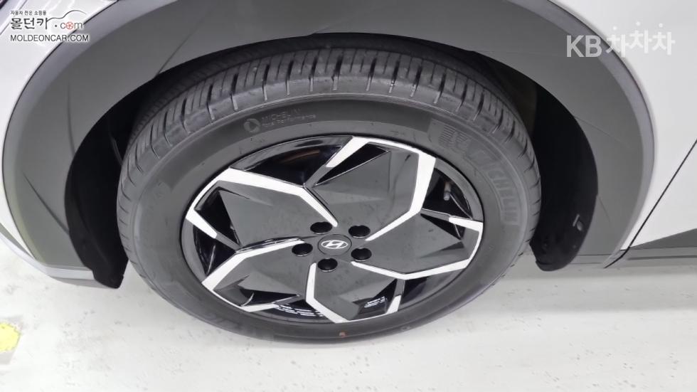 Hyundai IONIQ 5 — miniaturë 6